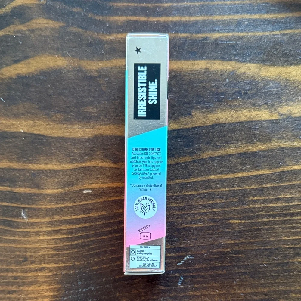 Soap & Glory Sexy Mother Pucker Plumping Lip Gloss - Pink Charming